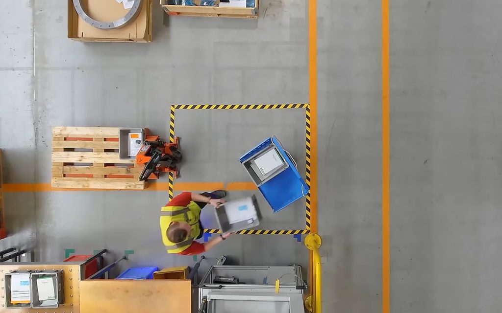 AMRs vs. AGVs: The Difference Between a Robot and a Guided Vehicle